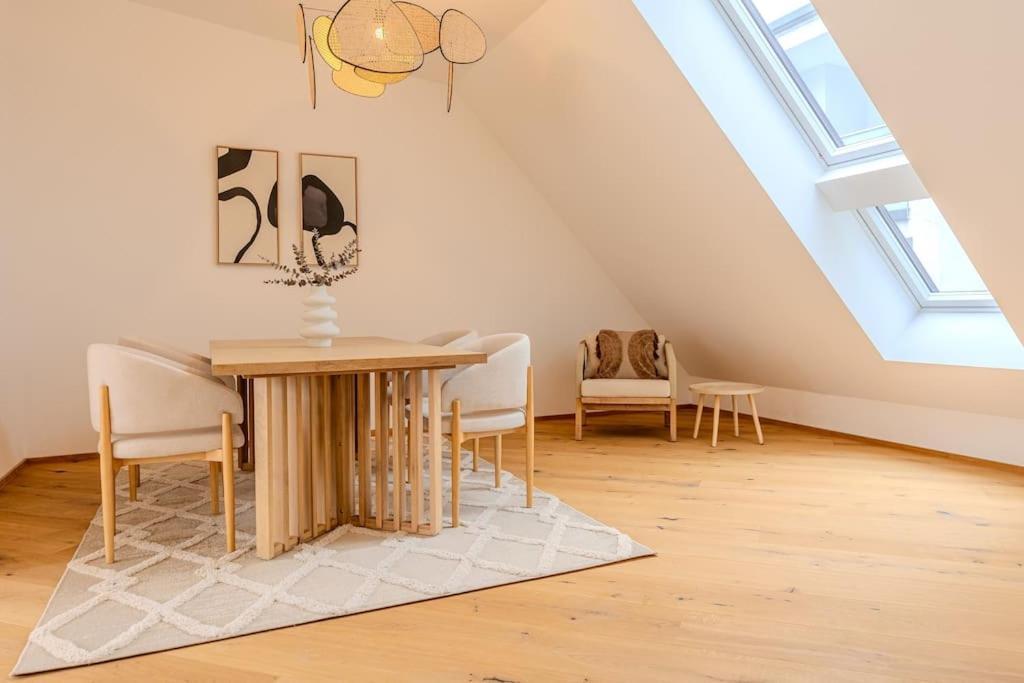 Neustift Deluxe Apartment Виена Екстериор снимка