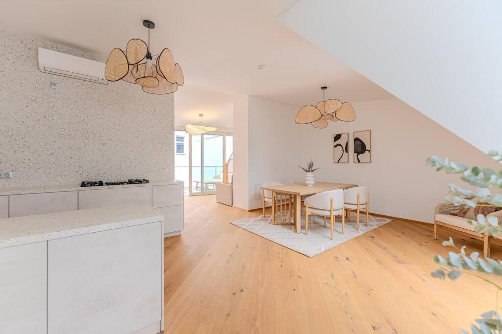 Neustift Deluxe Apartment Виена Екстериор снимка
